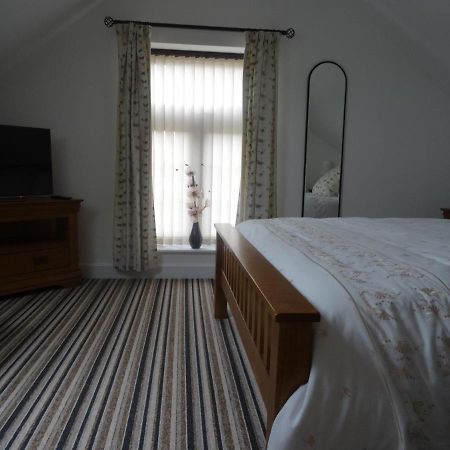 Lowlands Cottage Beccles Bagian luar foto